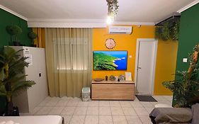Tropical Studio - Myhomee